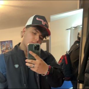 Meet your Posher, Alex